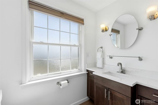 17154 NE 5th Street, Bellevue, WA 98008