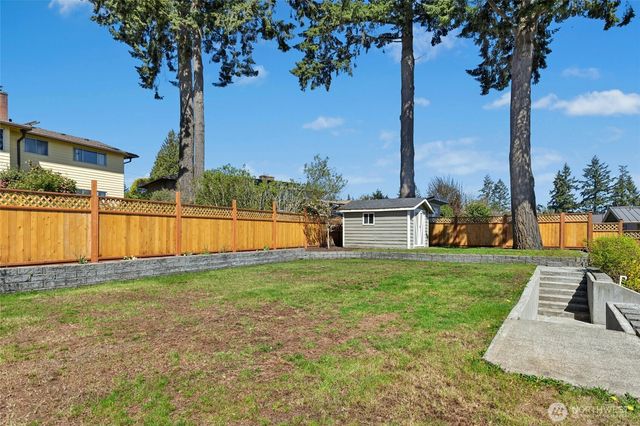 17154 NE 5th Street, Bellevue, WA 98008