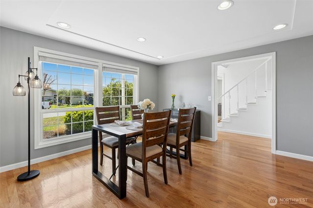 17154 NE 5th Street, Bellevue, WA 98008