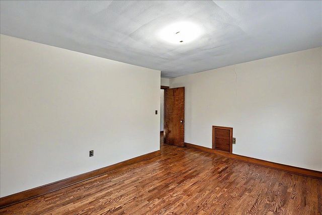 207 Paul Sawyier Drive, Frankfort, KY 40601