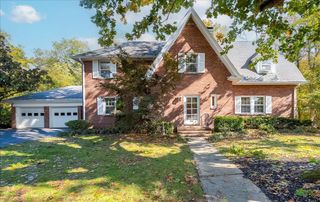 207 Paul Sawyier Drive, Frankfort, KY 40601