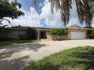 4240 CHARING CROSS ROAD, Sarasota, FL 34241