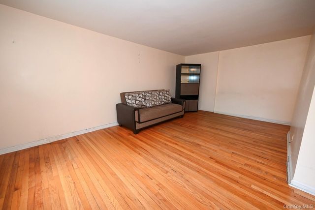 105-21 66th Avenue 5B, Forest Hills, NY 11375