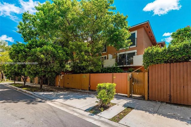 1611 SW 2nd Ct AA112, Miami, FL 33129