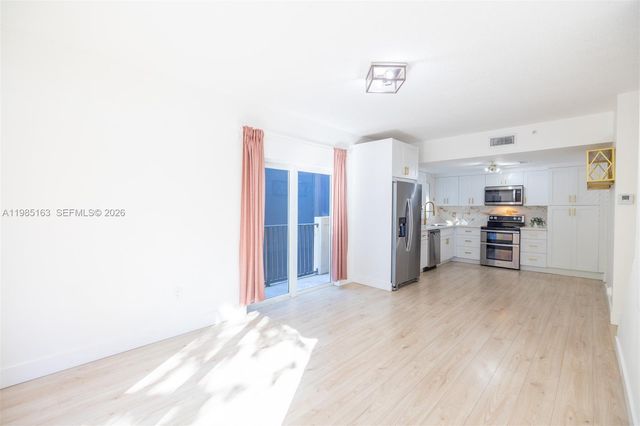 1611 SW 2nd Ct AA112, Miami, FL 33129