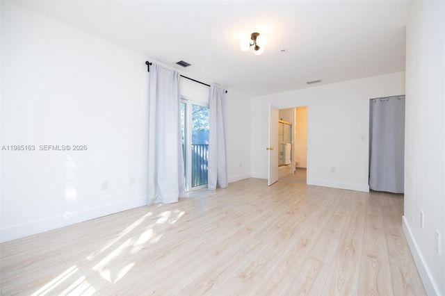 1611 SW 2nd Ct AA112, Miami, FL 33129