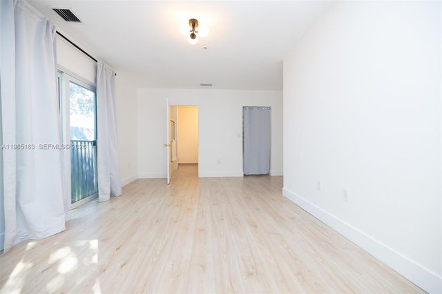 1611 SW 2nd Ct AA112, Miami, FL 33129