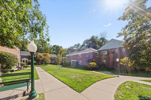 470 Tuckahoe Road 4B, Yonkers, NY 10710