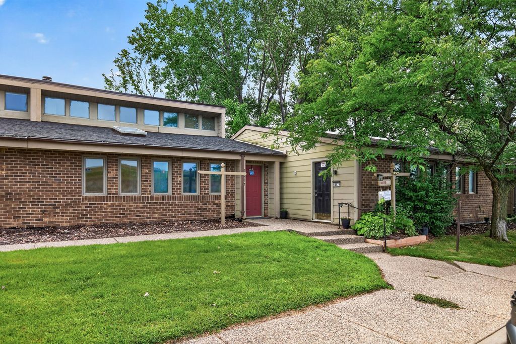 14577 Grand Avenue S, Burnsville, MN 55306 — exterior
