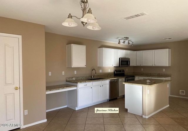 3427 E DERRINGER Way, Gilbert, AZ 85297