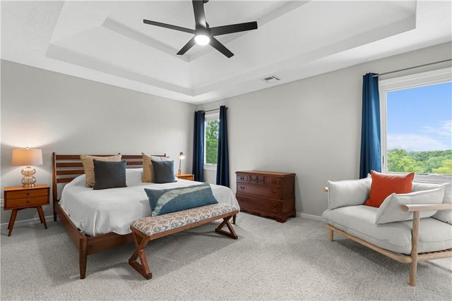 1105 NE Moss Point Road, Lee's Summit, MO 64064