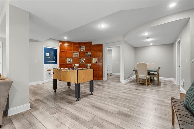 1105 NE Moss Point Road, Lee's Summit, MO 64064