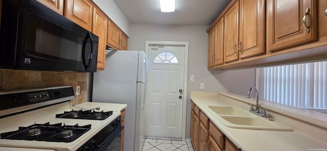 7234 Marble Creek, San Antonio, TX 78238