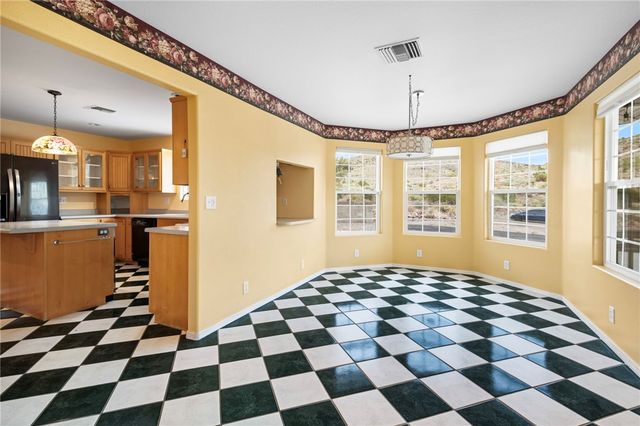 2905 S Surrey Loop, Kingman, AZ 86401