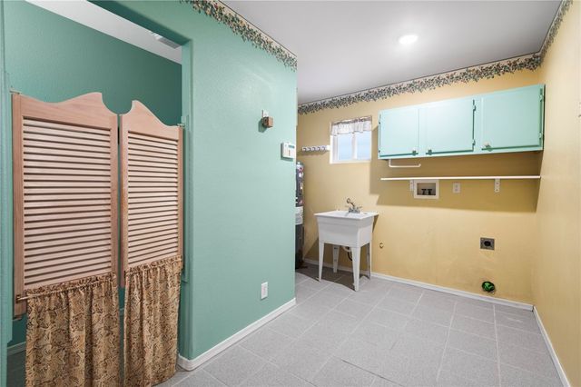 2905 S Surrey Loop, Kingman, AZ 86401