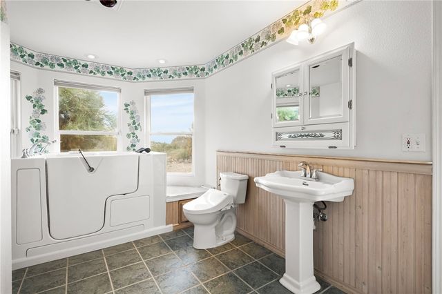 2905 S Surrey Loop, Kingman, AZ 86401