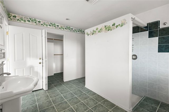 2905 S Surrey Loop, Kingman, AZ 86401