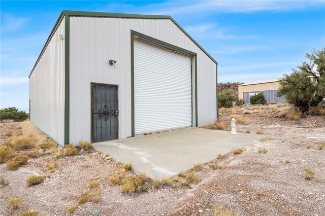 2905 S Surrey Loop, Kingman, AZ 86401