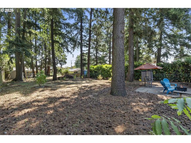 2032 Se 147TH Ave, Portland, OR 97233