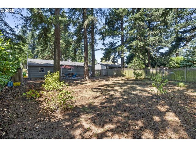 2032 Se 147TH Ave, Portland, OR 97233