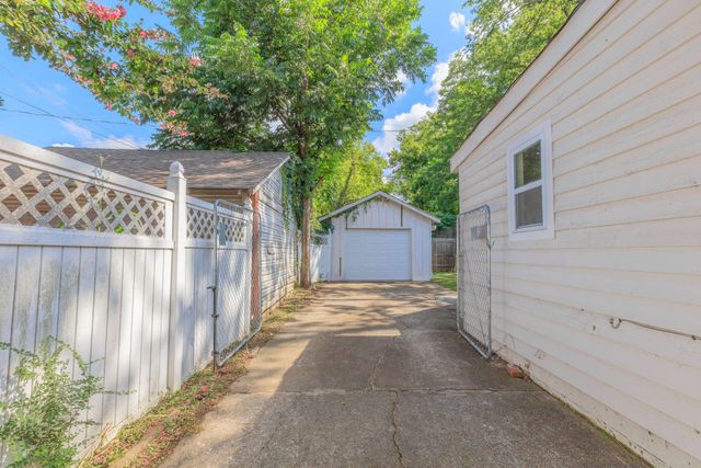 2403 Bailey Avenue, Chattanooga, TN 37404
