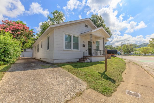 2403 Bailey Avenue, Chattanooga, TN 37404