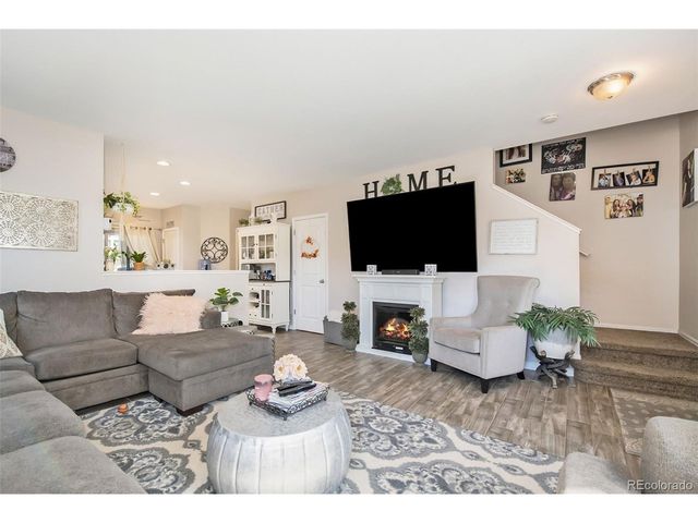 11058 Oswego St, Commerce City, CO 80640