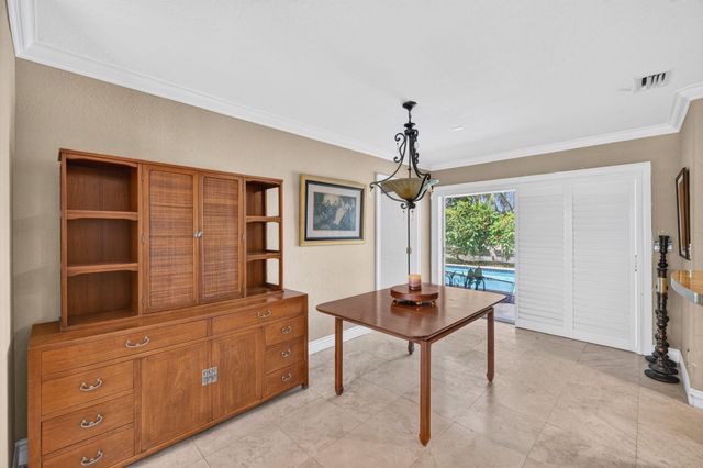5581 NE 28TH Avenue, Fort Lauderdale, FL 33308