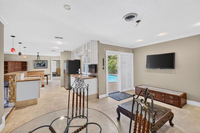 5581 NE 28TH Avenue, Fort Lauderdale, FL 33308