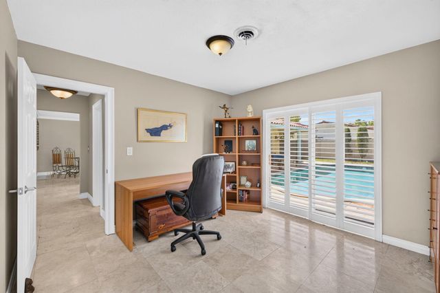 5581 NE 28TH Avenue, Fort Lauderdale, FL 33308