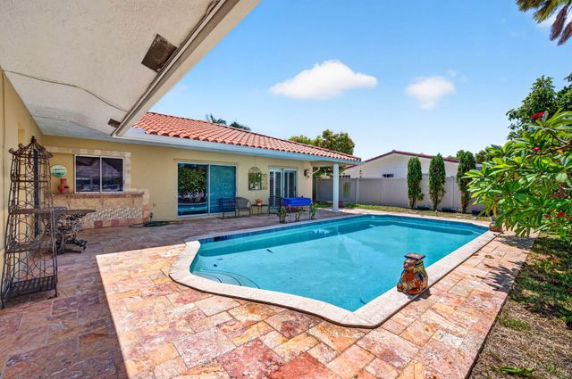 5581 NE 28TH Avenue, Fort Lauderdale, FL 33308