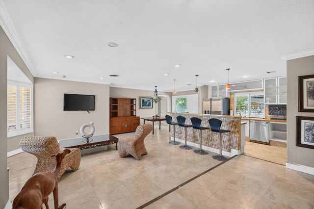 5581 NE 28TH Avenue, Fort Lauderdale, FL 33308