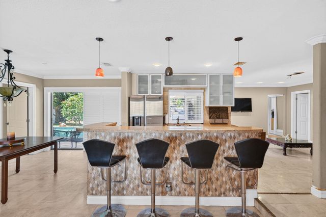 5581 NE 28TH Avenue, Fort Lauderdale, FL 33308
