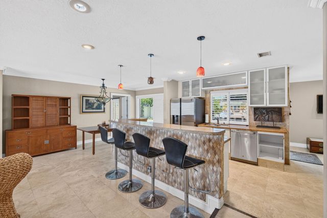 5581 NE 28TH Avenue, Fort Lauderdale, FL 33308