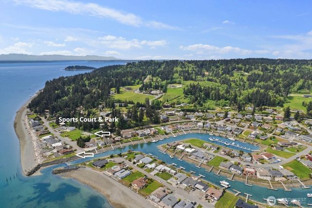 2181 Mariner Beach Drive, Oak Harbor, WA 98277