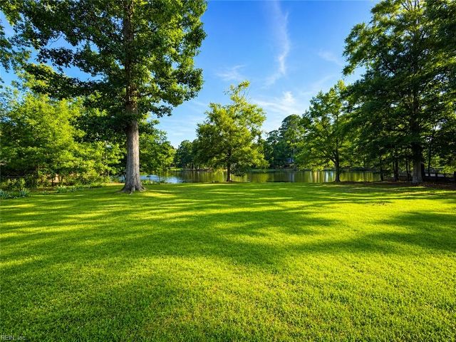 113 Beechwood DR, Franklin, VA 23851