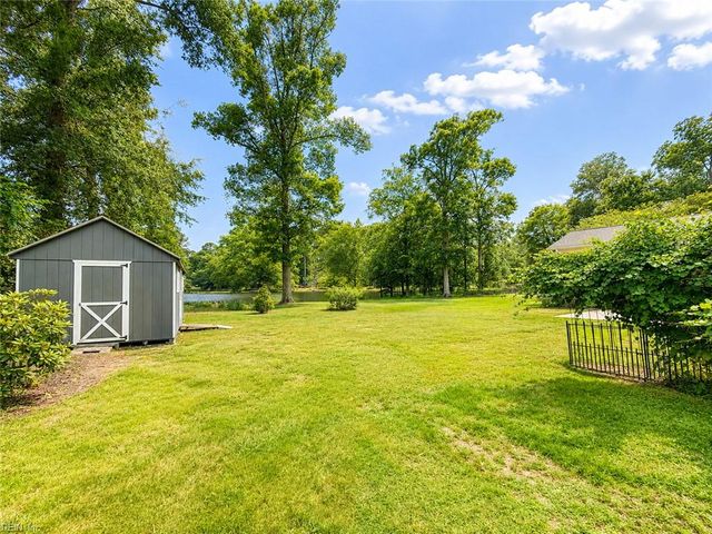 113 Beechwood DR, Franklin, VA 23851
