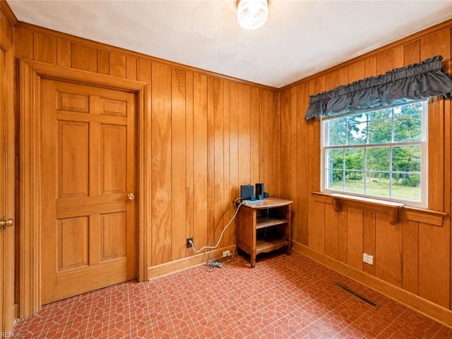 113 Beechwood DR, Franklin, VA 23851