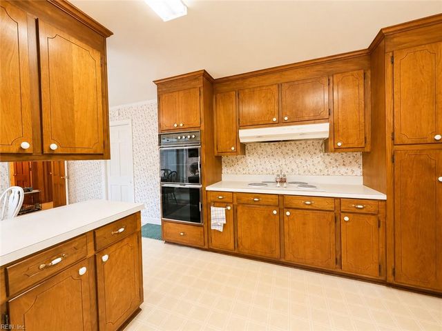 113 Beechwood DR, Franklin, VA 23851
