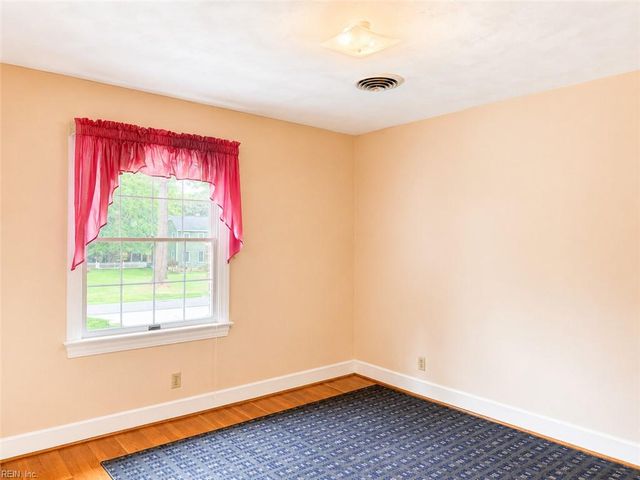 113 Beechwood DR, Franklin, VA 23851