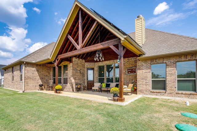 105 N Hadley Road, Godley, TX 76044