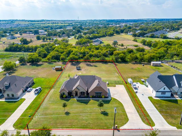 105 N Hadley Road, Godley, TX 76044