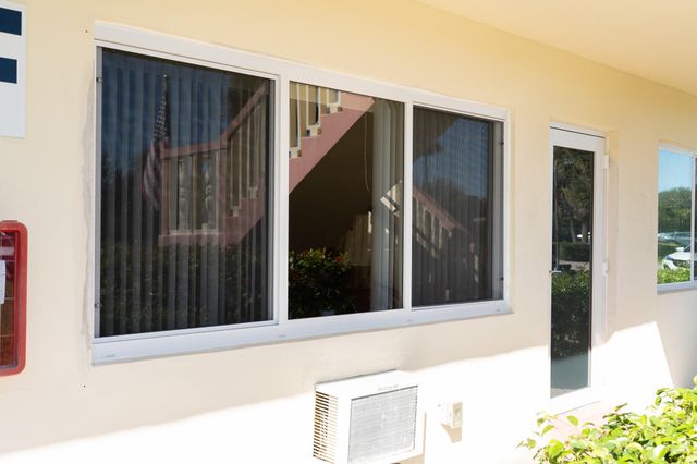 131 Easthampton F, West Palm Beach, FL 33417