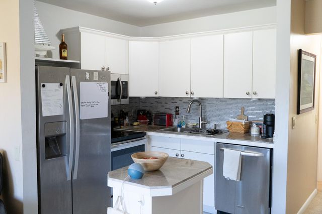 131 Easthampton F, West Palm Beach, FL 33417