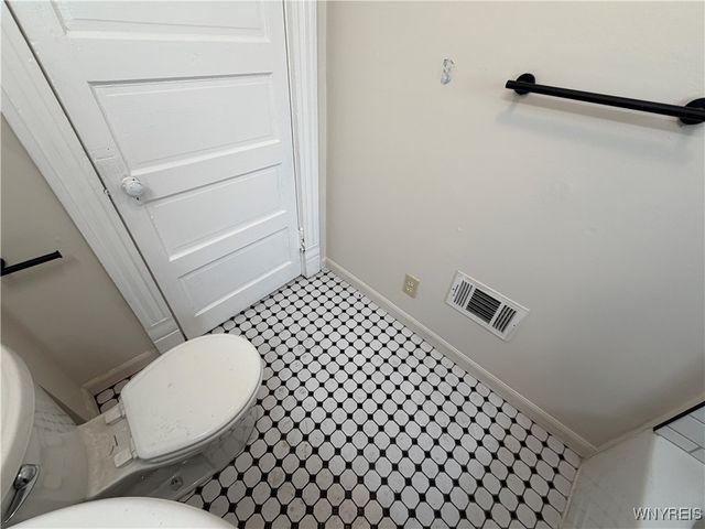 180 Richmond Avenue 4, Buffalo, NY 14222