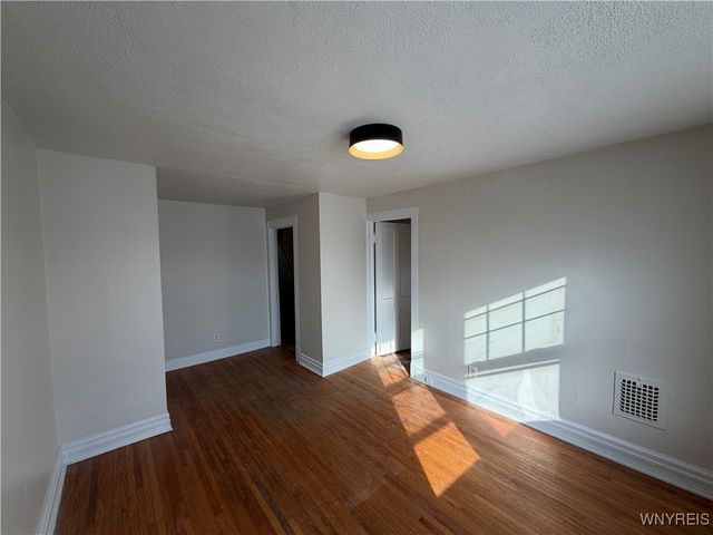 180 Richmond Avenue 4, Buffalo, NY 14222