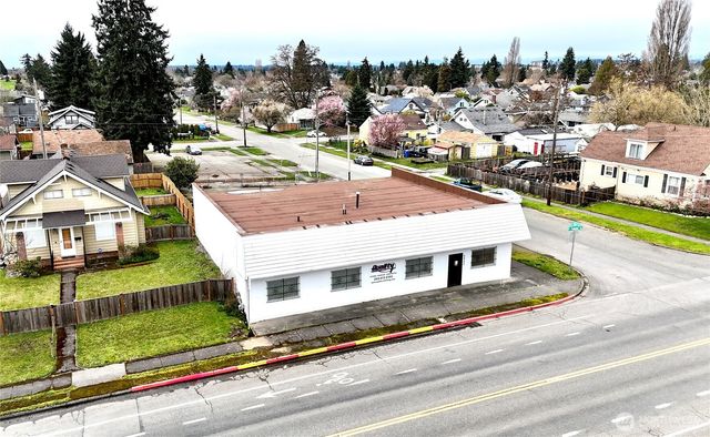 5902 Yakima Avenue, Tacoma, WA 98408