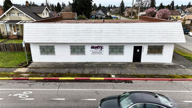 5902 Yakima Avenue, Tacoma, WA 98408