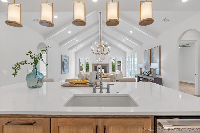 11922 S Vandalia Avenue, Tulsa, OK 74137