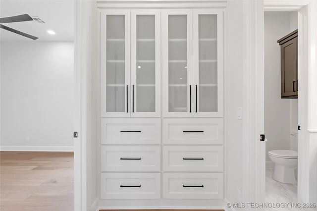 11922 S Vandalia Avenue, Tulsa, OK 74137